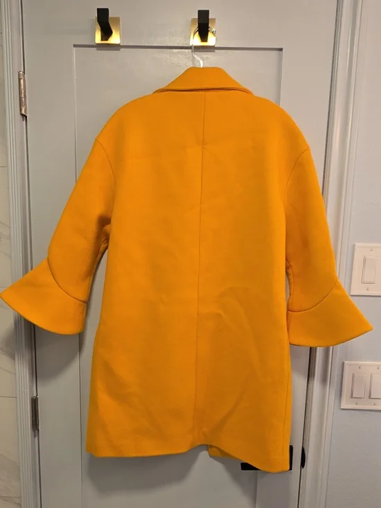 Tailored Mustard Yellow Bell-Sleeve Wool-Blend Trench Coat - Picture 4 of 4